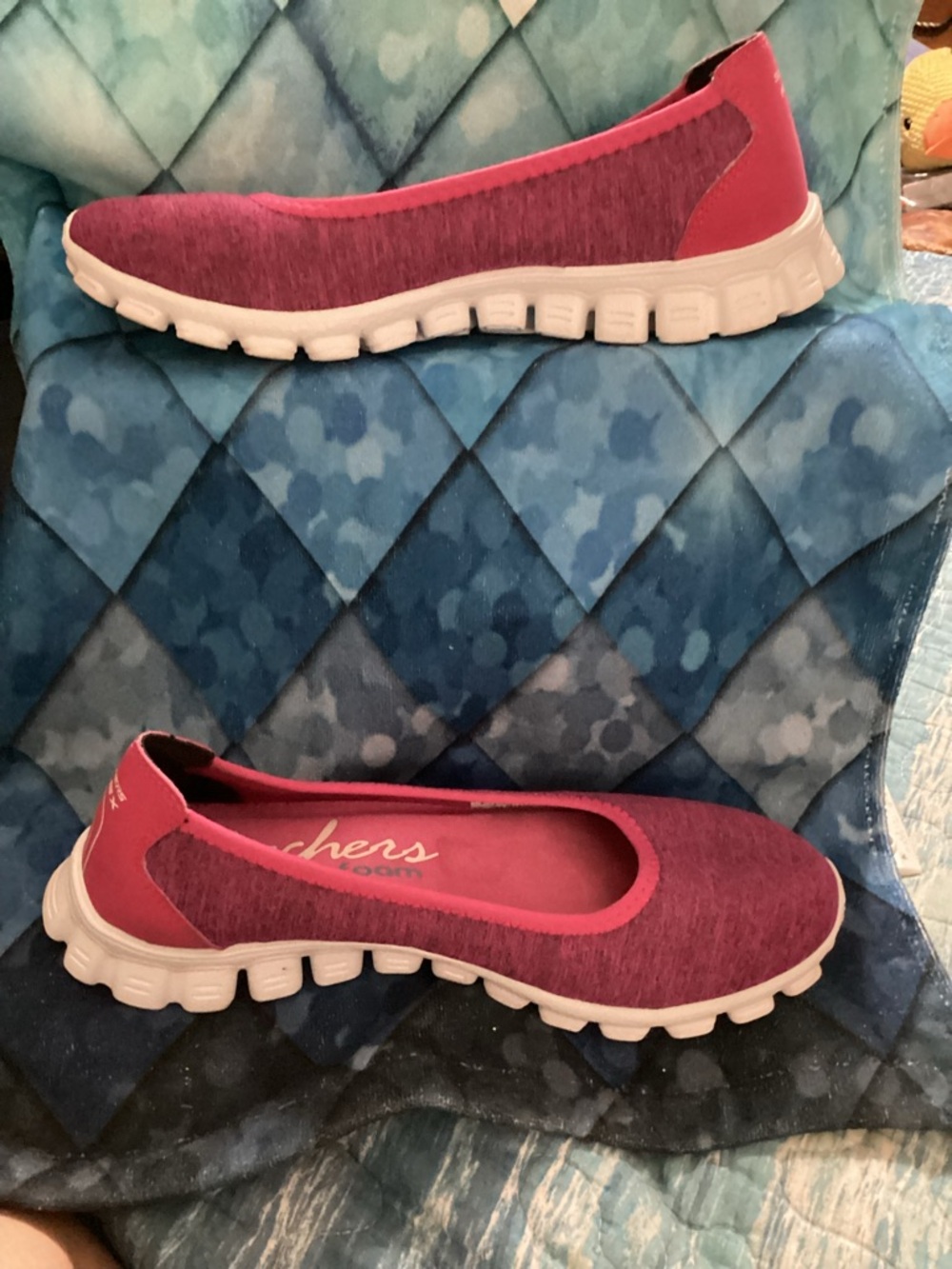 Pink Skechers Ballet Flats /Gently Worn - Picture 3 of 4